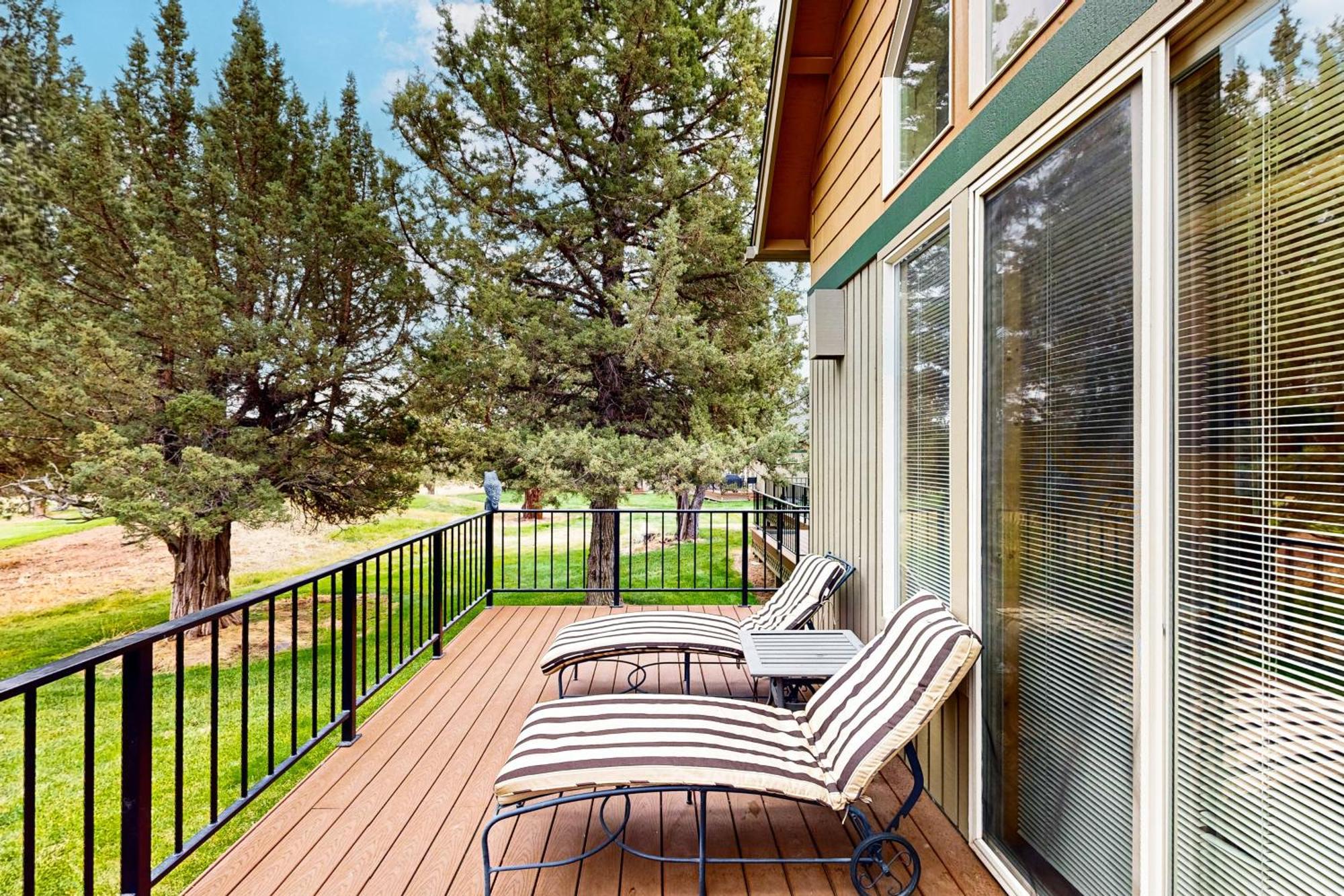 Eagle Crest Elegance Villa Redmond Exterior photo