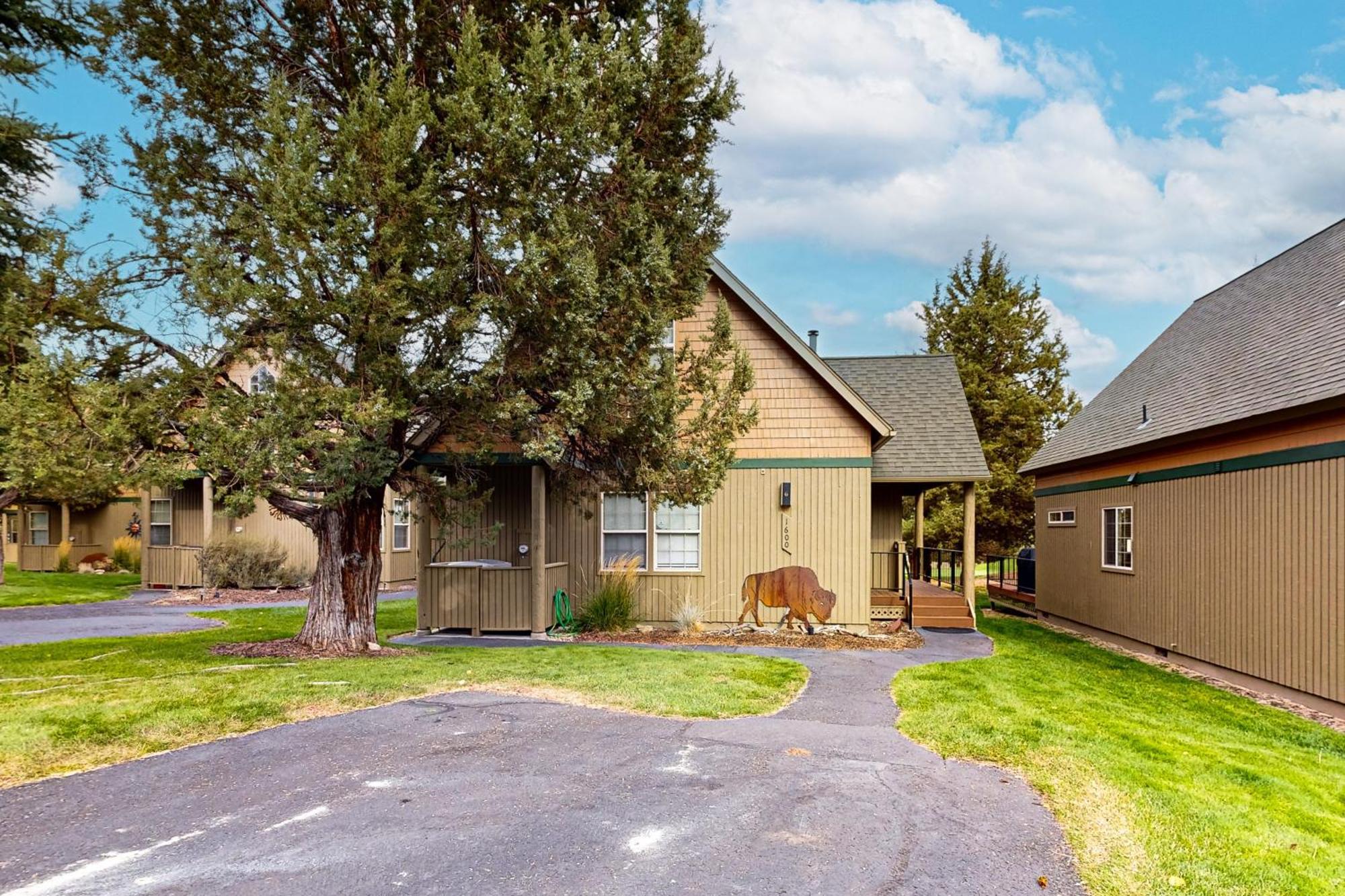 Eagle Crest Elegance Villa Redmond Exterior photo